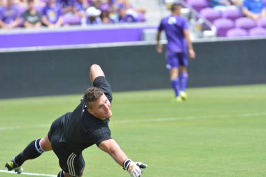 Orlando City 15 Nisan 2017 'de Florida, Orlando' daki Citrus Bowl 'da Los Angeles Galaksisine ev sahipliği yaptı..  