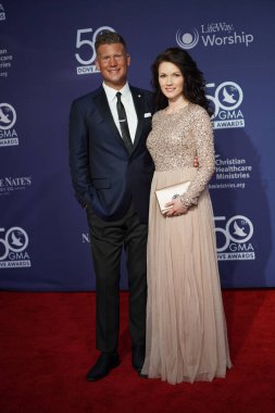 15 Ekim 2019 'da Nashville, Tennessee' deki Linbscome Üniversitesi 'nde verilen 50. GMA Dove Ödülleri sırasında kırmızı halı. 