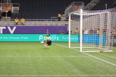 Orlando Pride sunucusu Houston Dash 23 Haziran 2016 'da Orlando Florida' daki Dünya Kampı Stadyumu 'nda..