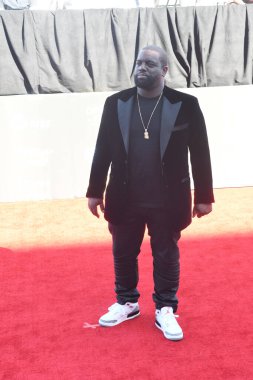 Kırmızı Halı Fotoğrafları 29 Mart 2019 Cumartesi günü Las Vegas 'taki Orleans Resort' ta düzenlenen 34. Yıldız Ödülleri sırasında çekildi.