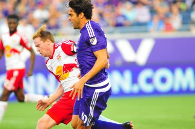 Orlando City SC, 6 Mayıs 2016 'da Orlando Florida' daki Dünya Kampı Stadyumu 'nda New York Red Bulls' a ev sahipliği yaptı.. 