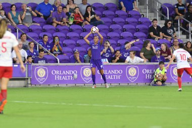 Orland Pride, 25 Ağustos 2018 'de Orlando Florida' daki Exploria Stadyumu 'nda Chicago Red Stars' a ev sahipliği yapıyor..  