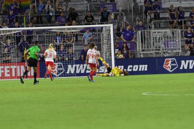 Orland Pride, 25 Ağustos 2018 'de Orlando Florida' daki Exploria Stadyumu 'nda Chicago Red Stars' a ev sahipliği yapıyor..  