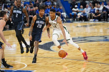 Orlando Magic, Orlando, Florida, ABD 'deki Amway Center' da Milwaukee Bucks 'a ev sahipliği yapıyor. 1 Kasım 2019.  