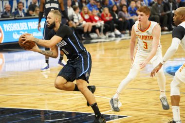 Orlando Magic 30 Aralık 2019 tarihinde Orlando, Florida 'daki Amway Center' da Atlanta Hawks 'a ev sahipliği yaptı.