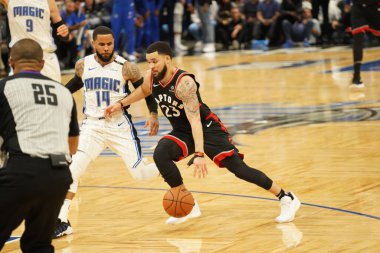 Orlando Magic 19 Nisan 2019 Cuma günü Orlando Florida 'daki Amway Arena' daki NBA Playoff 1 'de Toronto Rapçileri' ne ev sahipliği yapıyor.