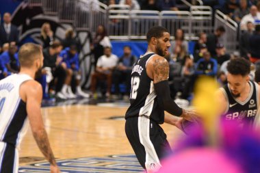 Orlando Magic, 19 Aralık 2018 tarihinde Orlando Florida 'daki Amway Center' da San Antonio Spurs 'a ev sahipliği yapmaktadır.. 