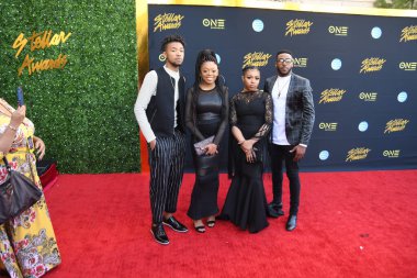 24 Mart 2018 Cumartesi günü Las Vegas 'taki Orleans Resort' ta düzenlenen 33. Yıldız Ödülleri Kırmızı Halı sırasında ünlüler.