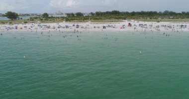 Şehir plajlı sahil manzarası çok güzel.