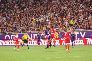 Orlando City SC, 8 Mayıs 2015 'te Florida' daki Kamp Dünyası Stadyumu 'nda Los Angeles Galaksisi' ne ev sahipliği yaptı.. 