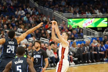Orlando Magic 1 Şubat 2020 tarihinde Orlando Florida 'daki Amway Center' da Miami Heat 'e ev sahipliği yaptı.
