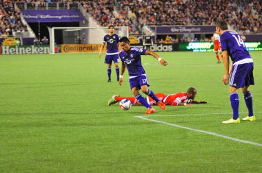 Orlando City SC, 8 Mayıs 2015 'te Florida' daki Kamp Dünyası Stadyumu 'nda Los Angeles Galaksisi' ne ev sahipliği yaptı..