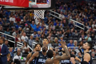 Orlando Magic, Orlando, Florida, ABD 'deki Amway Center' da Milwaukee Bucks 'a ev sahipliği yapıyor. 1 Kasım 2019.  