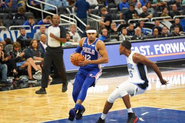 Orlando Magic 13 Ekim 2019 'da Florida, Orlando' daki Amway Center 'da Philadelphia 76ers' a ev sahipliği yaptı..