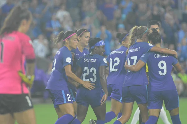 Orlando Pride 12 Ağustos 2017 'de Orlando City Stadyumu' nda New Jersey Sky Blue FC 'ye ev sahipliği yapmaktadır..  