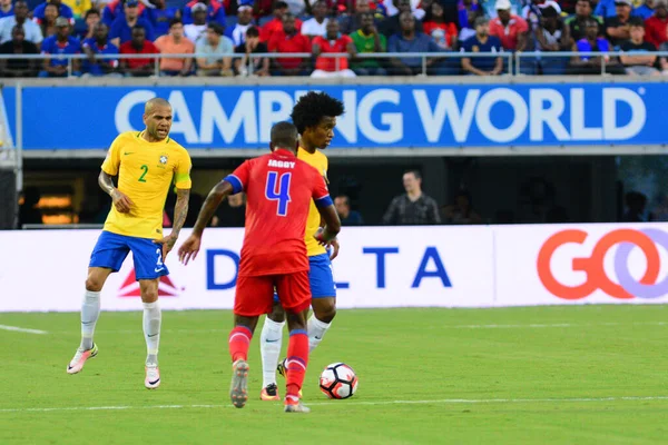 Brezilya, 8 Haziran 2016 tarihinde Orlando Florida 'daki Copa America Centenario' da Haiti ile karşılaştı..