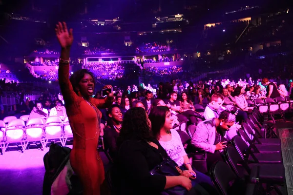 Singer Usher Cântă Amway Center Din Orlando Florida Decembrie 2014 — Fotografie, imagine de stoc