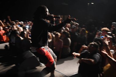 Crossover Kilisesi, 6 Ekim 2018 'de Tampa Florida' daki Crossover Kilisesi 'nde iki yıllık lezzet festivaline ev sahipliği yapıyor..  