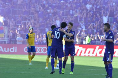 Orlando City 29 Nisan 2017 'de Orlando, Florida' daki Orlando City Stadyumu 'nda Colorado Rapids' e ev sahipliği yaptı.)