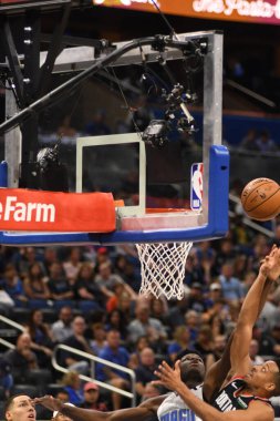 Orlando Magic 25 Ekim 2018 'de Orlando Florida' daki Amway Center 'da Portland Trail Blazers' ı sunar.. 