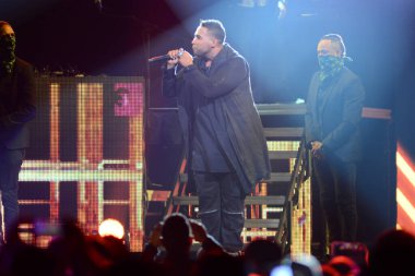 Baba Yankee ve Don Omar 7 Ağustos 2016 'da Orlando Florida' daki Amway Center 'da konser verdiler..  