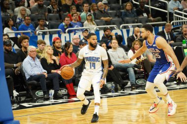 Orlando Magic 27 Aralık 2019 Cuma günü Orlando, Florida 'daki Amway Arena' da Philadelphia 76ers 'a ev sahipliği yapıyor..