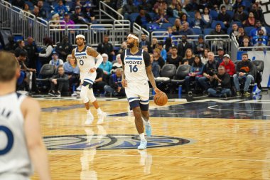 Orlando Magic 28 Şubat 2020 tarihinde Orlando Florida 'da Amway Center' da Minnesota Timberwolves 'a ev sahipliği yapar..  