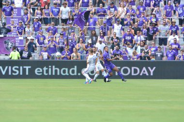 Orlando City 15 Nisan 2017 'de Florida, Orlando' daki Citrus Bowl 'da Los Angeles Galaksisine ev sahipliği yaptı..  