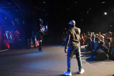 Crossover Kilisesi, 6 Ekim 2018 'de Tampa Florida' daki Crossover Kilisesi 'nde iki yıllık lezzet festivaline ev sahipliği yapıyor..  