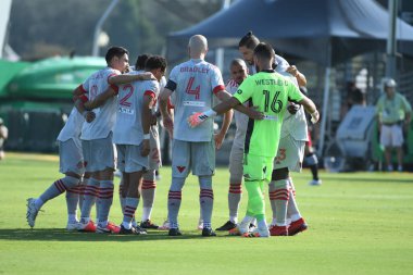 Toronto FC, 13 Temmuz 2020 tarihinde Orlando Florida 'da düzenlenen ESPN Wild World of Sports' ta düzenlenen MLS Back Tournament sırasında D.C. United ile karşı karşıya geldi..  