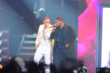 Baba Yankee ve Don Omar 7 Ağustos 2016 'da Orlando Florida' daki Amway Center 'da konser verdiler..  