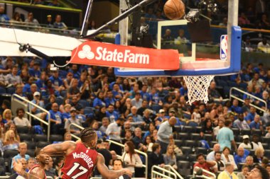Orlando Magic 17 Ekim 2018 'de Orlando Florida' daki Amway Center 'da Miami Heat' i sunar..