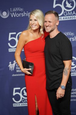 15 Ekim 2019 'da Nashville, Tennessee' deki Linbscome Üniversitesi 'nde verilen 50. GMA Dove Ödülleri sırasında kırmızı halı. 