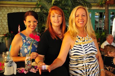 19 Eylül 2015 'te, Bebekler için Kahramanlar Sanford Florida' da bir bağış etkinliğine ev sahipliği yaptı..  