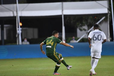 Los Angeles Galaksisi, 14 Temmuz 2020 'de Orlando Florida ABD' deki ESPN Vahşi Spor Dünyası 'nda düzenlenen MLS Sırt Turnuvası sırasında Portland Timbers ile karşı karşıya geldi. 