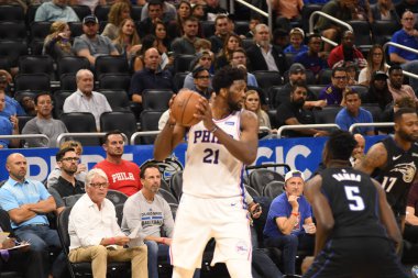 Orlando Magic, Philadelphia 76ers 'ı 14 Kasım 2018' de Orlando Florida 'daki Amway Center' da ağırlıyor..