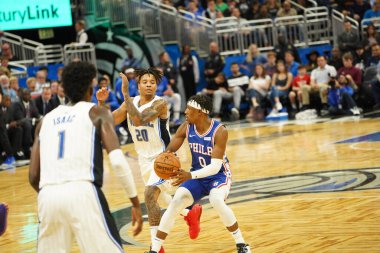 Orlando Magic 27 Aralık 2019 Cuma günü Orlando, Florida 'daki Amway Arena' da Philadelphia 76ers 'a ev sahipliği yapıyor..