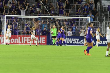 Orlando Pride, 23 Mayıs 2018 'de Orlando Florida' daki Exploria Stadyumu 'nda Kuzey Carolina Cesareti' ne ev sahipliği yapmaktadır..  