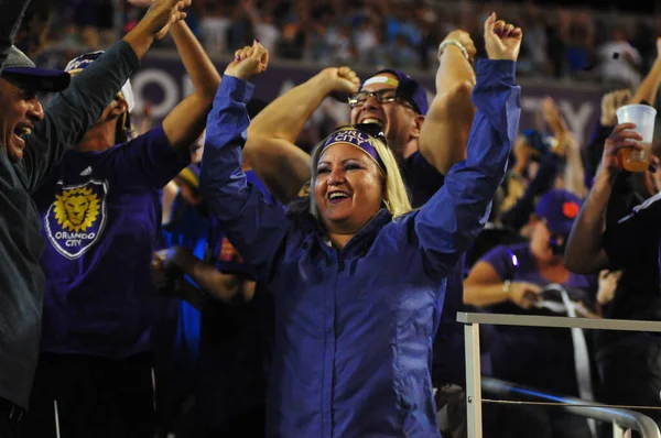 Orlando City SC, 3 Ekim 2015 'te Dünya Kampı Stadyumu' nda Montreal Çarpması 'na ev sahipliği yaptı..