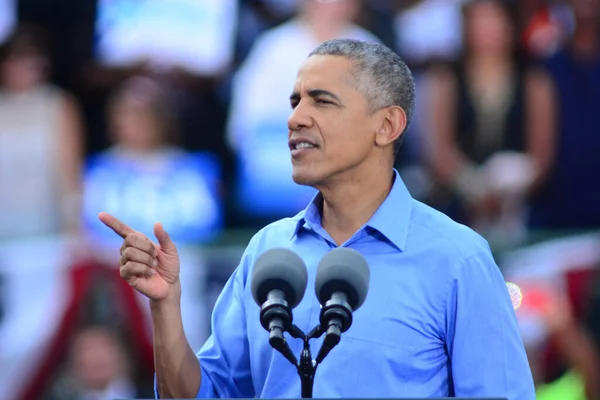 President Barack Obama Talar Vid Ett Kampanjmöte Osceola Heritage Park — Stockfoto