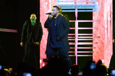 Baba Yankee ve Don Omar 7 Ağustos 2016 'da Orlando Florida' daki Amway Center 'da konser verdiler..  