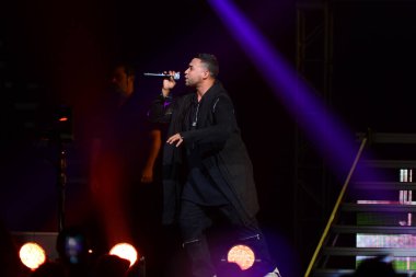 Baba Yankee ve Don Omar 7 Ağustos 2016 'da Orlando Florida' daki Amway Center 'da konser verdiler..  