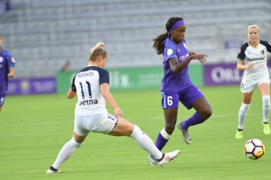 Orlando Pride, 23 Mayıs 2018 'de Orlando Florida' daki Exploria Stadyumu 'nda Kuzey Carolina Cesareti' ne ev sahipliği yapmaktadır..  