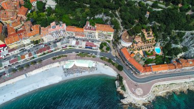 Şehir plajlı sahil manzarası çok güzel.