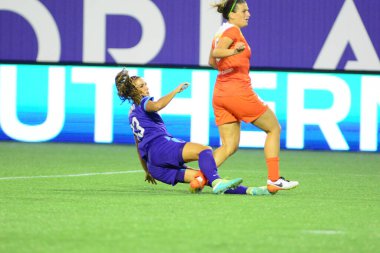 Orlando Pride sunucusu Houston Dash 23 Haziran 2016 'da Orlando Florida' daki Dünya Kampı Stadyumu 'nda..