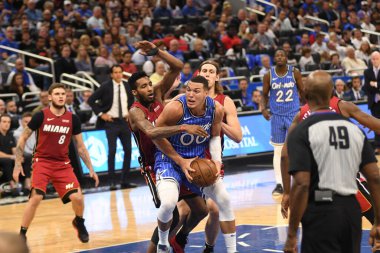 Orlando Magic 17 Ekim 2018 'de Orlando Florida' daki Amway Center 'da Miami Heat' i sunar..