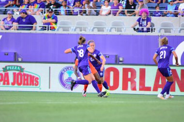 Orlando Pride sunucusu Houston Dash 23 Haziran 2016 'da Orlando Florida' daki Dünya Kampı Stadyumu 'nda..