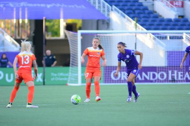 Orlando Pride sunucusu Houston Dash 23 Haziran 2016 'da Orlando Florida' daki Dünya Kampı Stadyumu 'nda..
