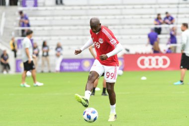Orlando City, 31 Mart 2018 'de Orlando Florida' daki Exploria Stadyumu 'nda New York Red Bulls' a ev sahipliği yaptı..  