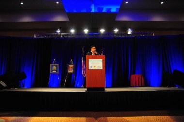 Florida Valisi Rick Scott 13 Ekim 2015 'te Orlando Florida' daki İnanç Sempozyumunda konuşma yapacak..